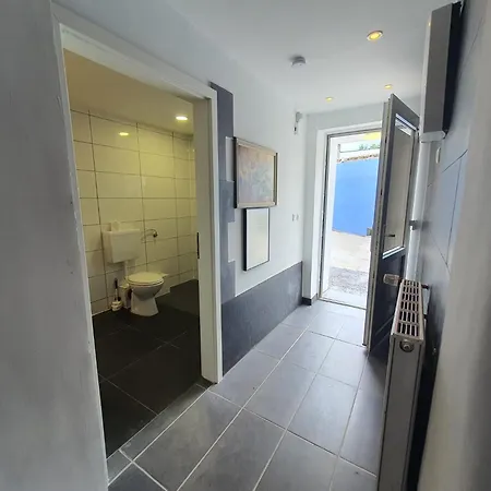 Ferienwohnung Essen شقة *